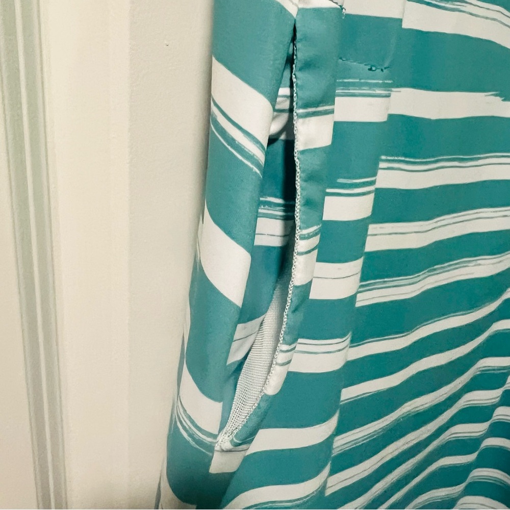 Columbia Women’s Chill River Printed Dress Teal White Stripes Size XXL Pockets - Picture 8 of 8